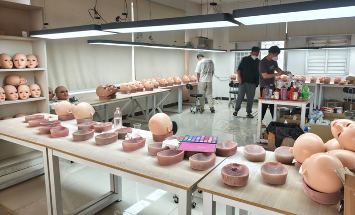 領(lǐng)航智能體驗(yàn)新紀(jì)元 東莞市千尤AI娃娃工廠以出貨量領(lǐng)跑，躋身國內(nèi)前十廠商